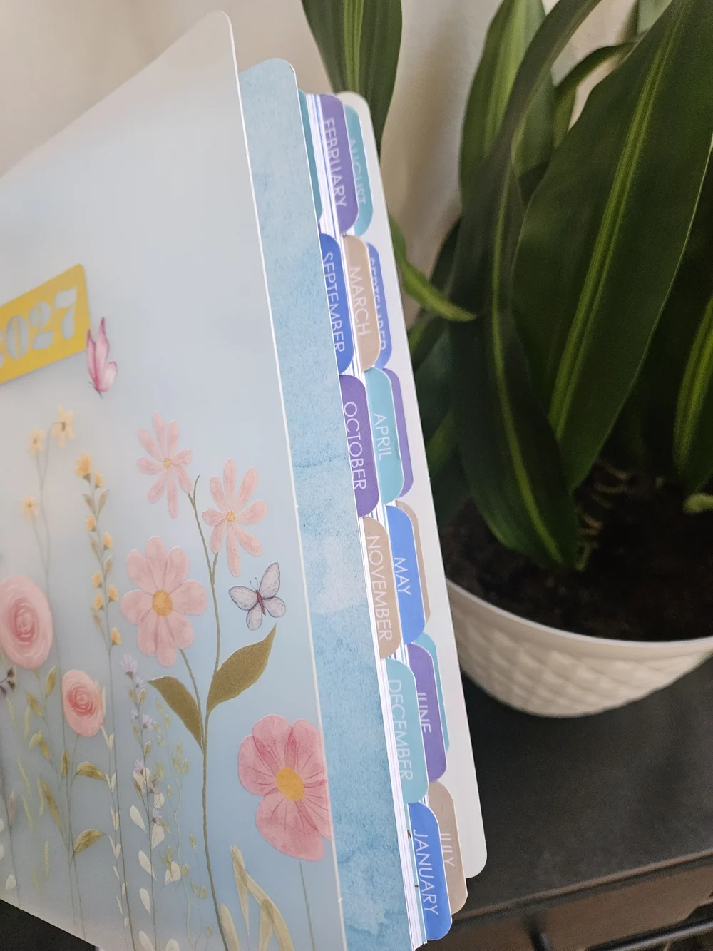 2027 Floral Spiral Planner with Pink Elastic W/dividers